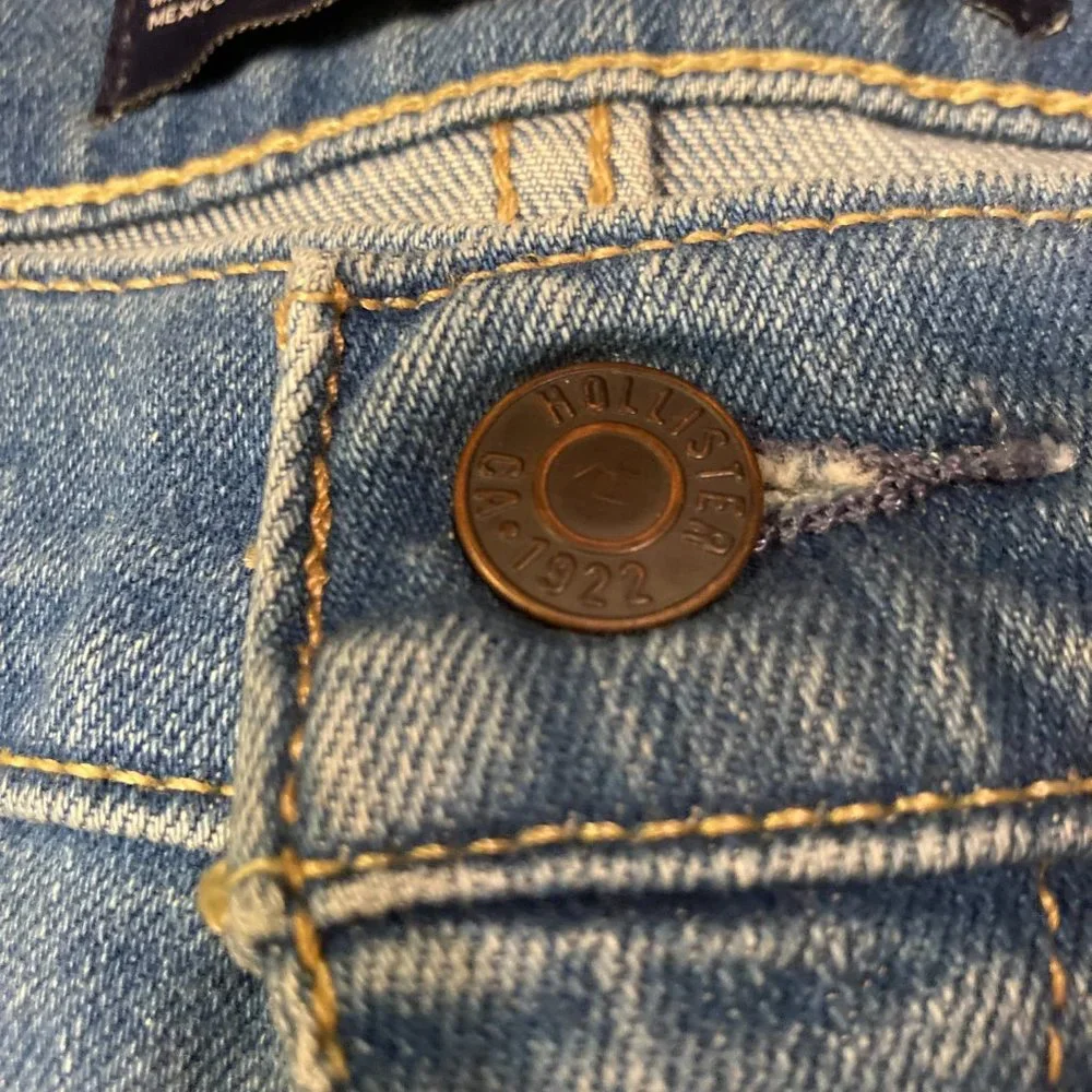 NWOT Hollister Taper Epic Flex Men's Denim Jeans 28 x 30 (#10)